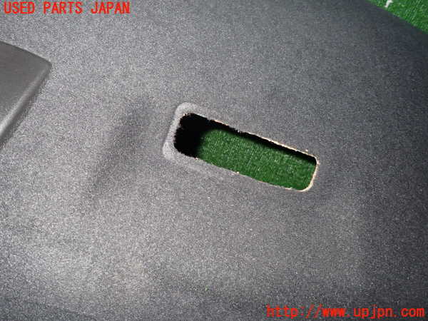 2UPJ-9238527761]クライスラー・300C(LX57)トノカバー1 中古_4