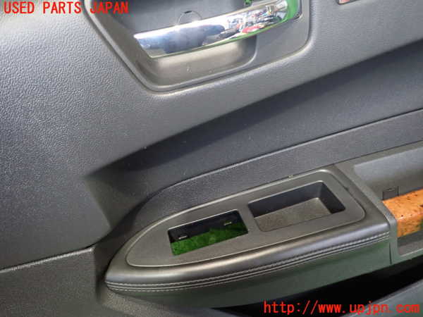 2UPJ-9238521234]クライスラー・300C(LX57)右前ドア内張り 中古_4