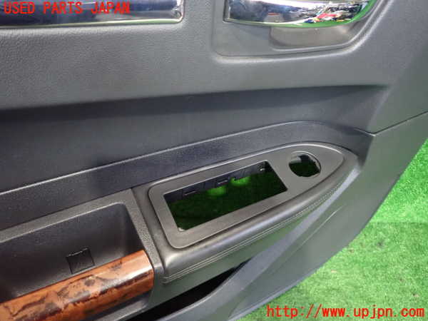 2UPJ-9238521264]クライスラー・300C(LX57)左前ドア内張り 中古_4