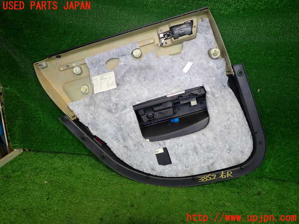 2UPJ-9238521294]クライスラー・300C(LX57)右後ドア内張り 中古_2