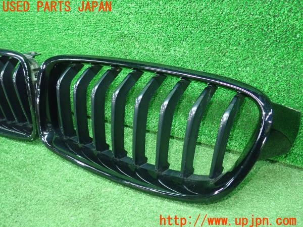 3UPJ=9238530047]BMW 328i ツーリング(3A20 F31)前期 純正 フロントグリル ラジエーターグリル 中古_3