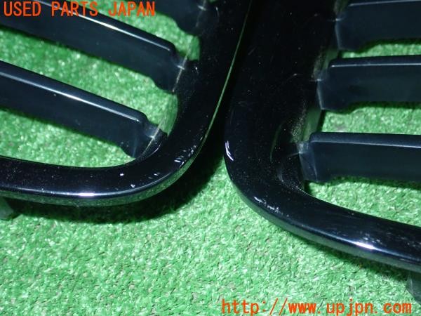 3UPJ=9238530047]BMW 328i ツーリング(3A20 F31)前期 純正 フロントグリル ラジエーターグリル 中古_5