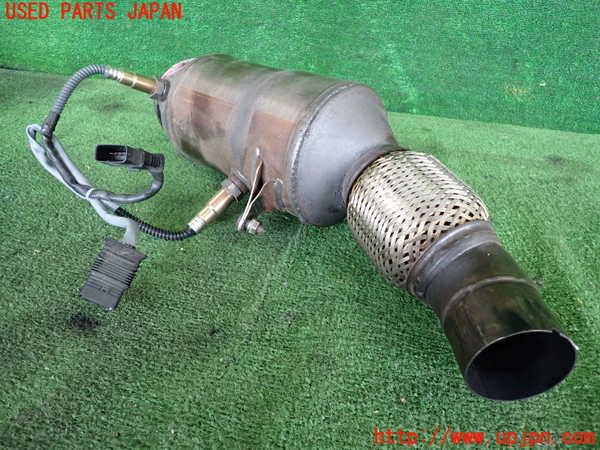 2UPJ-9238532661]BMW 328i ツーリング F31(3A20)触媒1 中古_2