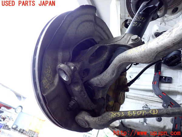 2UPJ-9238534290]BMW 328i ツーリング F31(3A20)右フロントナックルハブ 中古_2