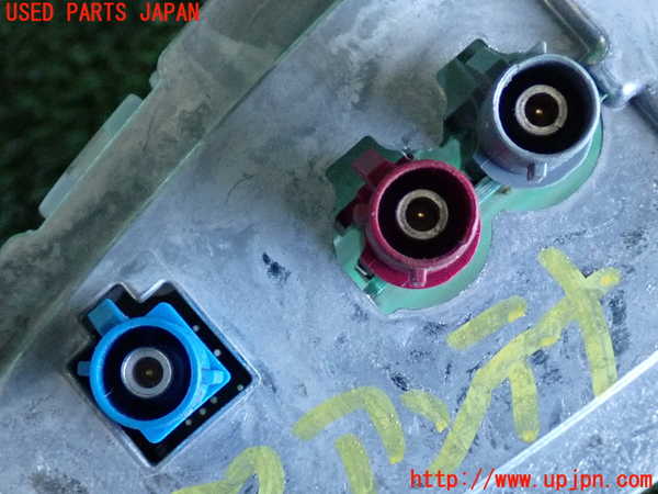 2UPJ-9238536550]BMW 328i ツーリング F31(3A20)アンテナ 中古_5