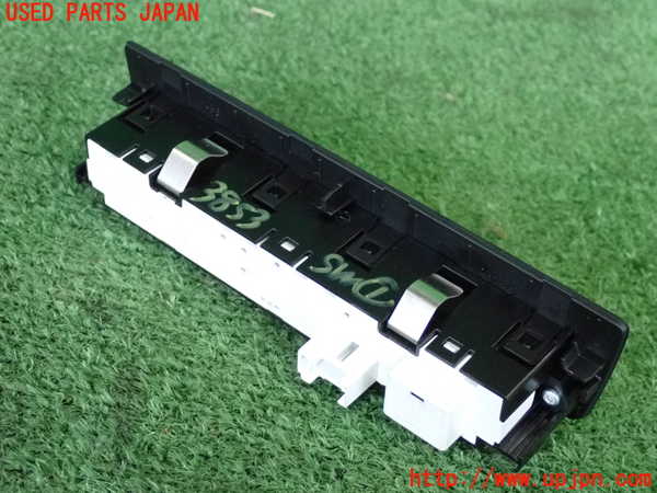 2UPJ-9238536306]BMW 328i ツーリング F31(3A20)スイッチ1(車線逸脱警報) 中古_2