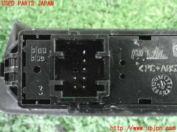 2UPJ-9238536308]BMW 328i ツーリング F31(3A20)スイッチ3(走行モード 横滑り防止OFF) 中古_4