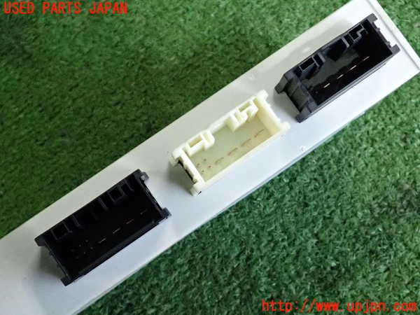 2UPJ-9238536154]BMW 328i ツーリング F31(3A20)コンピューター9 中古 7388490_4