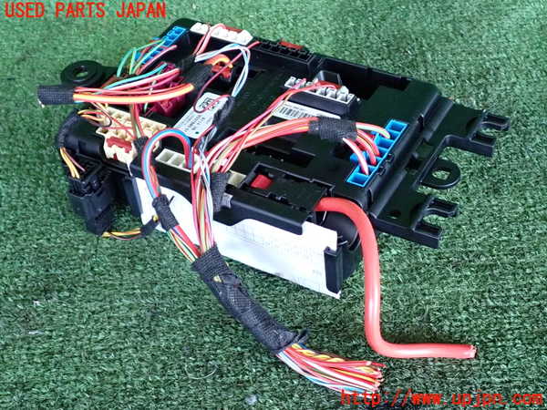 2UPJ-9238536741]BMW 328i ツーリング F31(3A20)ヒューズボックス1(室内) 中古_2