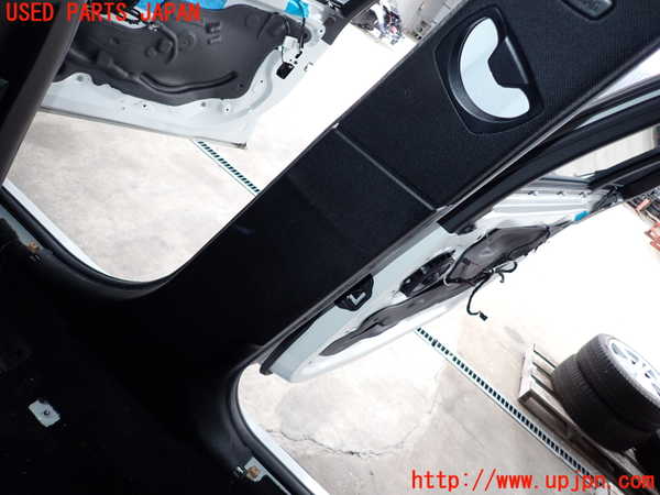2UPJ-9238537665]BMW 328i ツーリング F31(3A20)右センターピラートリム 中古_3