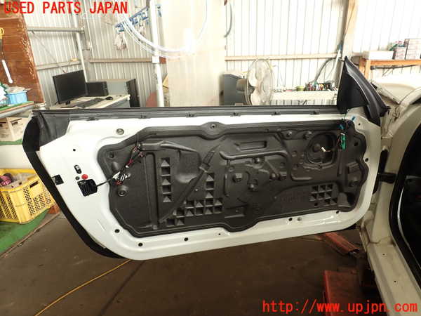 2UPJ-9238541260]BMW M3 クーペ(WD40)(E92)左ドア 中古(43R-001167 M391)_4