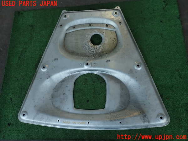 2UPJ-9238542170]BMW M3 クーペ(WD40)(E92)エンジンアンダーカバー 中古_4