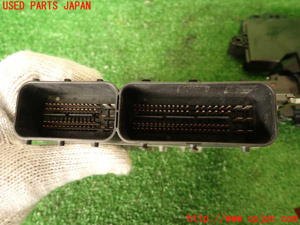 2UPJ-9238546110]BMW M3 クーペ(WD40)(E92)エンジンコンピューター DME 中古_3