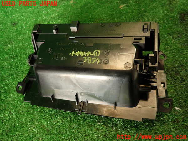 2UPJ-9238547841]BMW M3 クーペ(WD40)(E92)小物入れ1 中古_4