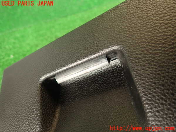 2UPJ-9238547842]BMW M3 クーペ(WD40)(E92)小物入れ2 中古_2