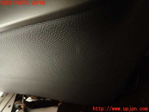 2UPJ-9238547675]BMW M3 クーペ(WD40)(E92)右リアピラートリム 中古_4