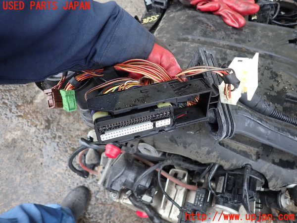 2UPJ-9238552010]BMW X3(WY20)エンジン N47D20C 4WD 中古 (F25)_3