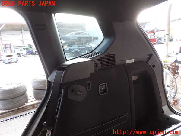 2UPJ-9238557675]BMW X3(WY20)右リアピラートリム 中古 (F25)_2