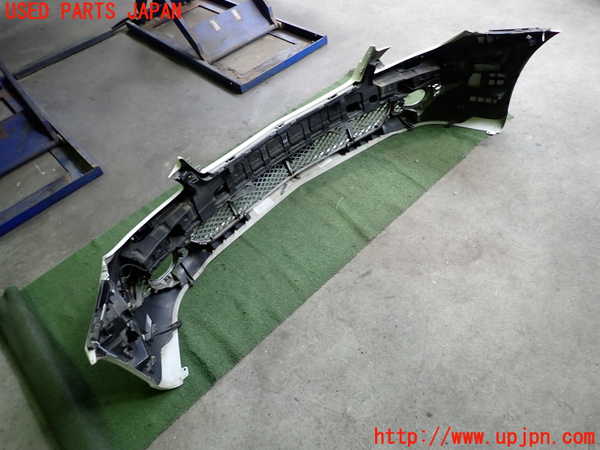 2UPJ-9238561010]ベンツ CLS550 C219(219372)フロントバンパー 中古_5