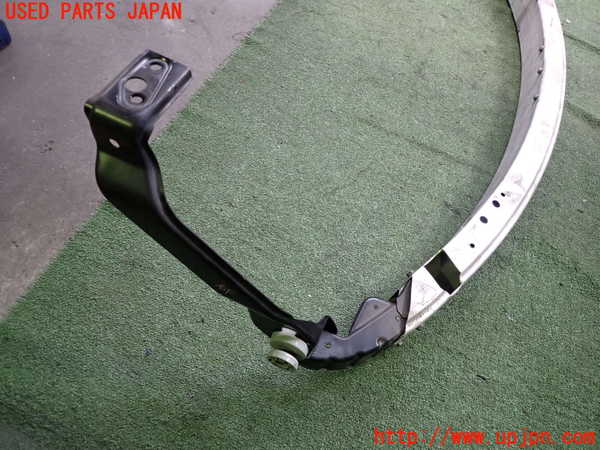 2UPJ-9238561014]ベンツ CLS550 C219(219372)フロントバンパーホースメント 中古_3