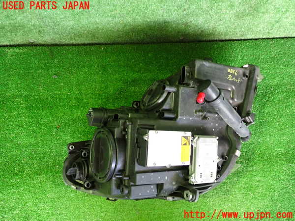 2UPJ-9238561132]ベンツ CLS550 C219(219372)左ヘッドライト HID 中古_2