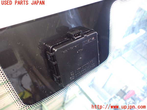 2UPJ-9238561195]ベンツ CLS550 C219(219372)フロントガラス 中古 SAINT-GOBAIN SEKURIT M75 43R-001126_5