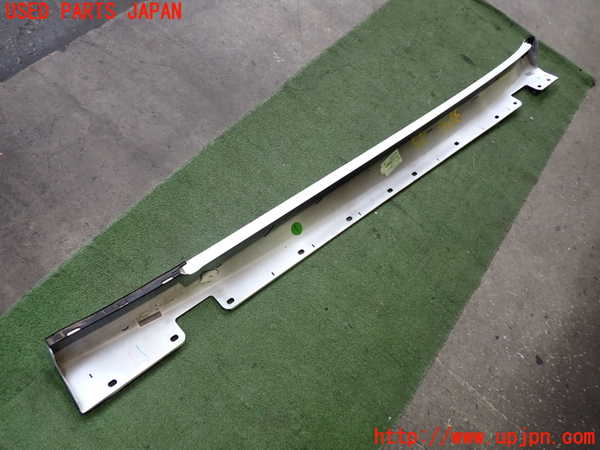 2UPJ-9238561390]ベンツ CLS550 C219(219372)右サイドステップ 中古_3