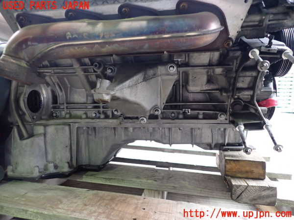 2UPJ-9238562010]ベンツ CLS550 C219(219372)エンジン 273 中古_2