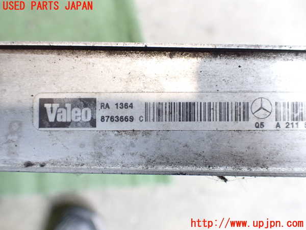 2UPJ-9238562321]ベンツ CLS550 C219(219372)ラジエーター1 中古_2