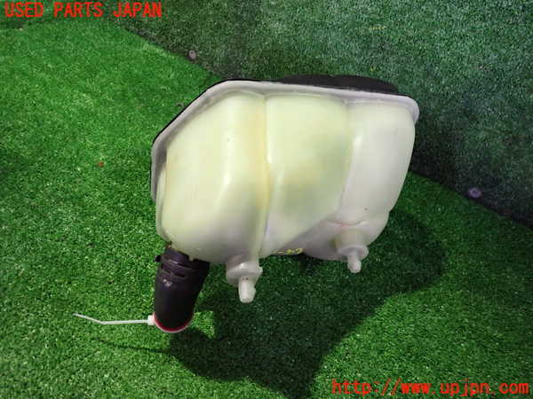 2UPJ-9238562410]ベンツ CLS550 C219(219372)ラジエータータンク ジャンク_2