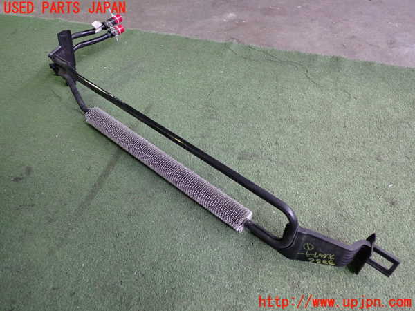 2UPJ-9238562481]ベンツ CLS550 C219(219372)オイルクーラー1 中古_2