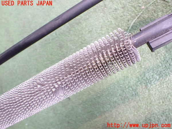 2UPJ-9238562481]ベンツ CLS550 C219(219372)オイルクーラー1 中古_3