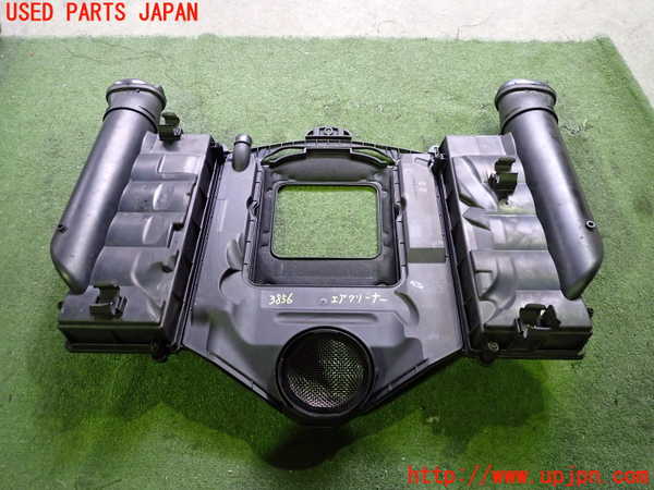 2UPJ-9238562560]ベンツ CLS550 C219(219372)エアクリーナーボックス 中古_2
