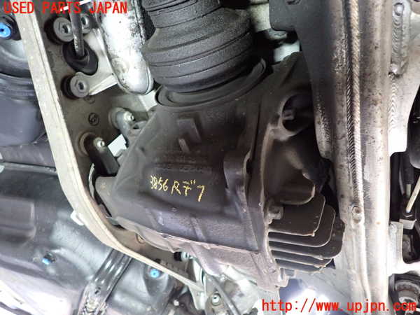 2UPJ-9238564355]ベンツ CLS550 C219(219372)リアデフ 中古_3