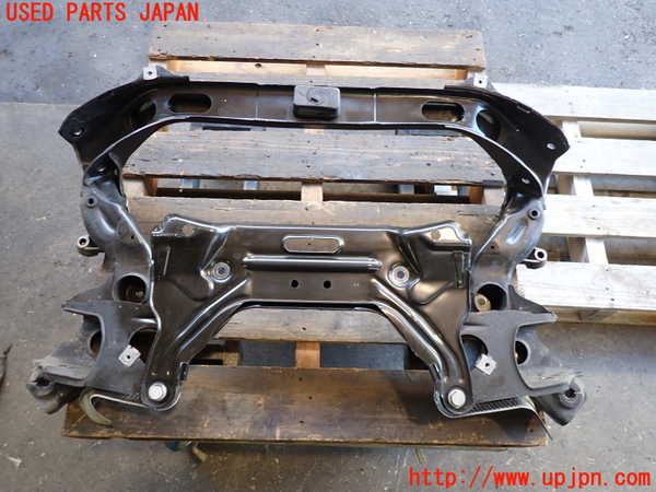 2UPJ-9238565285]ベンツ CLS550 C219(219372)フロントメンバー 中古_2