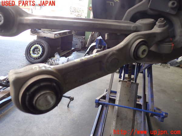 2UPJ-9238565176]ベンツ CLS550 C219(219372)右フロントロアアーム1 中古_2