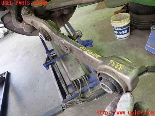 2UPJ-9238565186]ベンツ CLS550 C219(219372)左フロントロアアーム1 中古_2