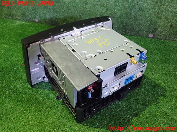 2UPJ-9238566589]ベンツ CLS550 C219(219372)カーナビゲーション 中古_2