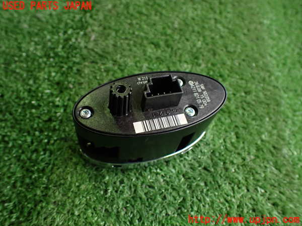 2UPJ-9238566309]ベンツ CLS550 C219(219372)スイッチ4(トランク) 中古_3