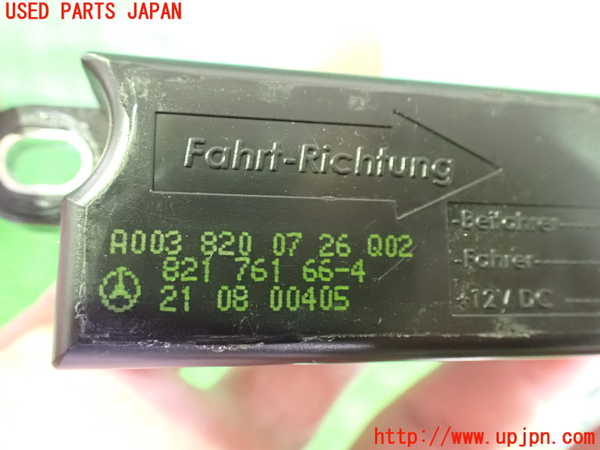 2UPJ-9238566383]ベンツ CLS550 C219(219372)センサー3 中古_3