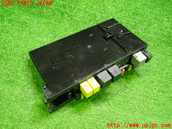 2UPJ-9238566742]ベンツ CLS550 C219(219372)ヒューズボックス2(ラゲッジ) ジャンク_3