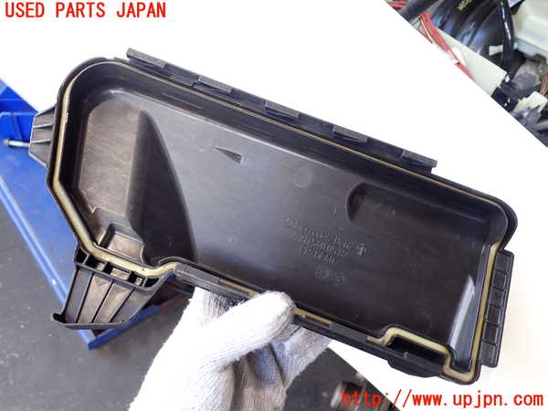 2UPJ-9238566743]ベンツ CLS550 C219(219372)ヒューズボックス3(EGルーム内運転席側) 中古_2