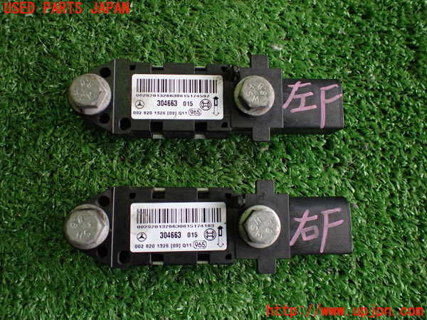 2UPJ-9238566358]ベンツ CLS550 C219(219372)エアバッグセンサー3 中古_2