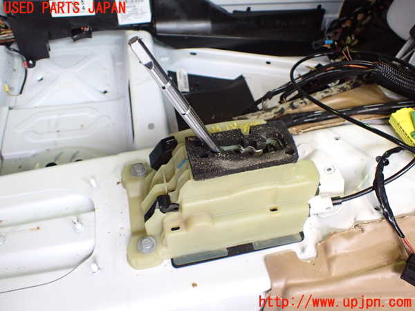 2UPJ-9238567555]ベンツ CLS550 C219(219372)ATシフトレバー 中古_3