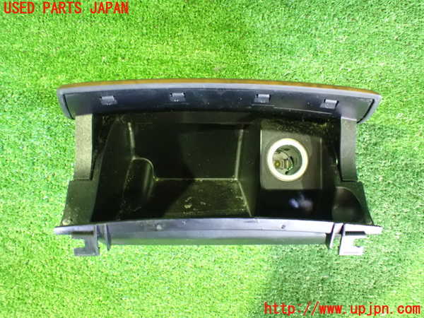 2UPJ-9238567841]ベンツ CLS550 C219(219372)小物入れ1 ジャンク_2