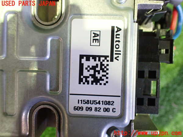 2UPJ-9238567045]ベンツ CLS550 C219(219372)運転席シートベルト 中古_2