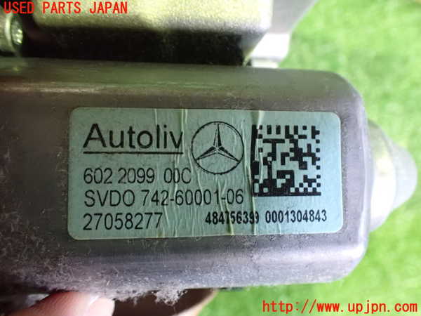 2UPJ-9238567045]ベンツ CLS550 C219(219372)運転席シートベルト 中古_4