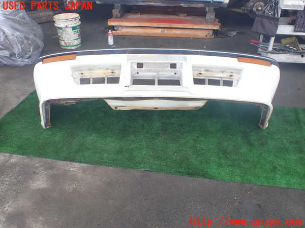 2UPJ-9238571010]クラウン 4ドア ハードトップ(MS135)フロントバンパー (ジャンク品) 中古_4