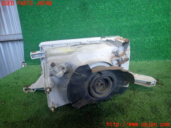 2UPJ-9238571130]クラウン 4ドア ハードトップ(MS135)右ヘッドライト ハロゲン 中古_2