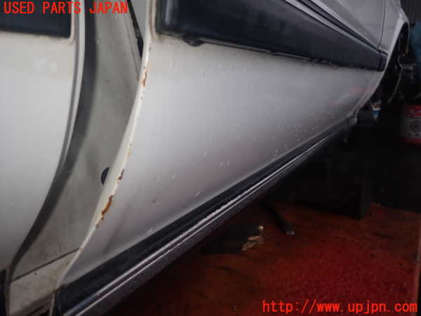 2UPJ-9238571230]クラウン 4ドア ハードトップ(MS135)右前ドア 中古_3